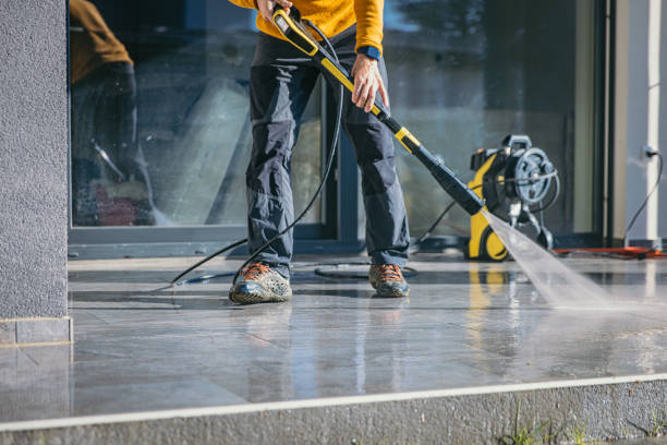 Best Deck Pressure Washing  in Colona, IL